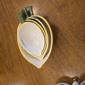 Lemon-Shaped Ceramic Bowl Trio